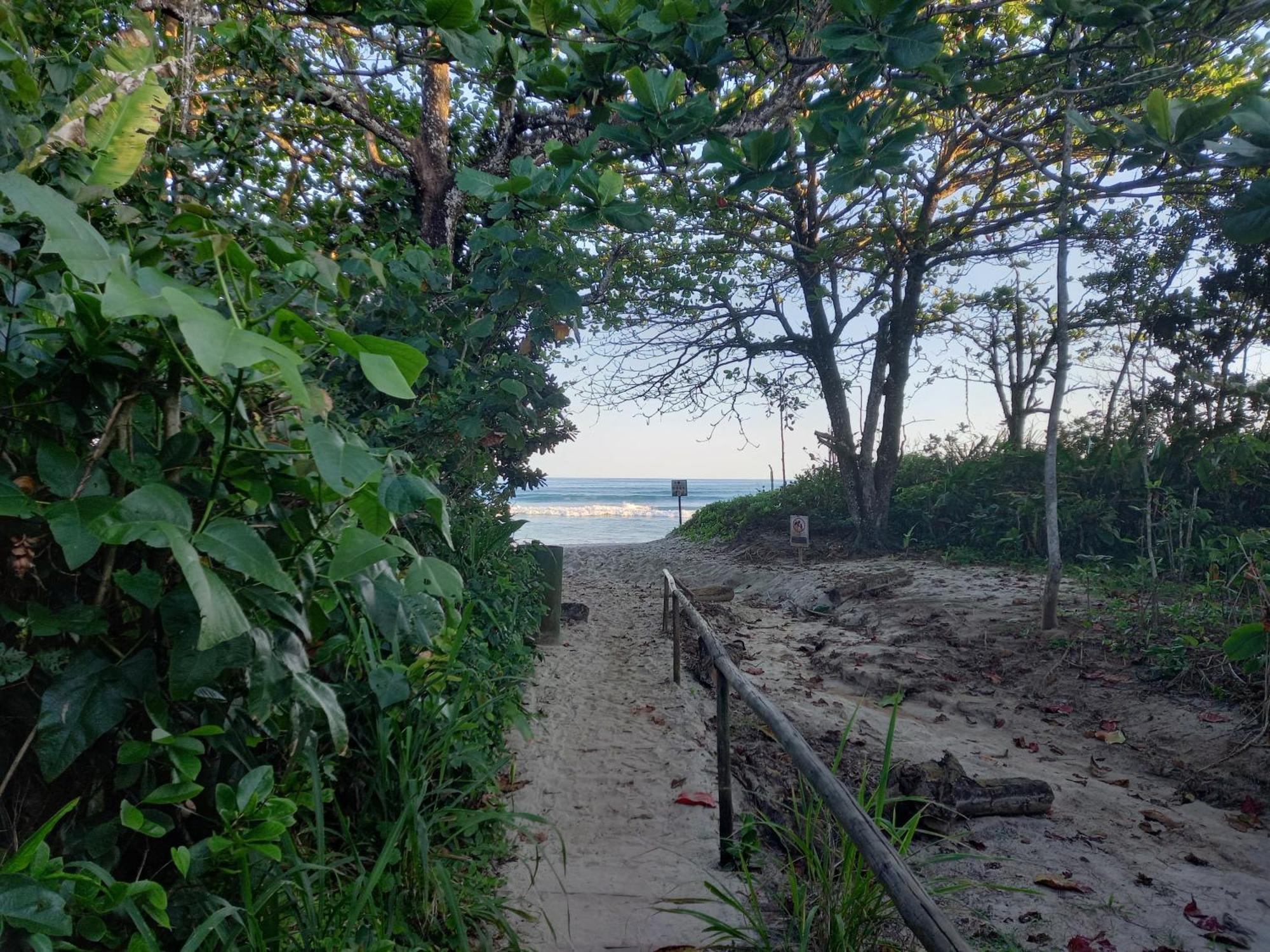 No Itamambuca - Muito Perto Da !!! Homestay Ubatuba